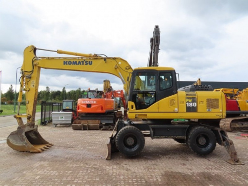 Аренда колесного экскаватора Komatsu PW180-7